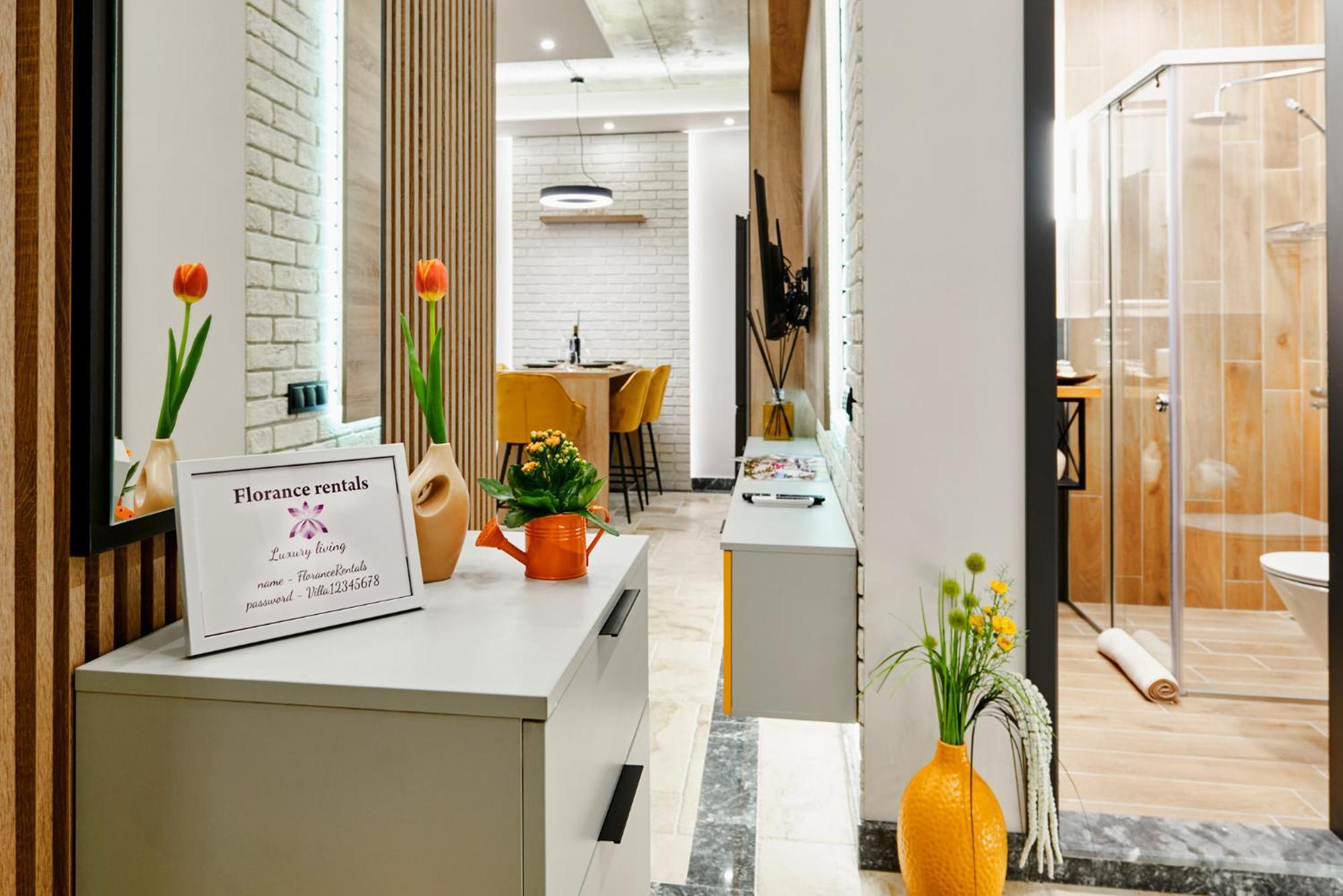 Florance Rentals Luxury Apartments In Burgas Bagian luar foto