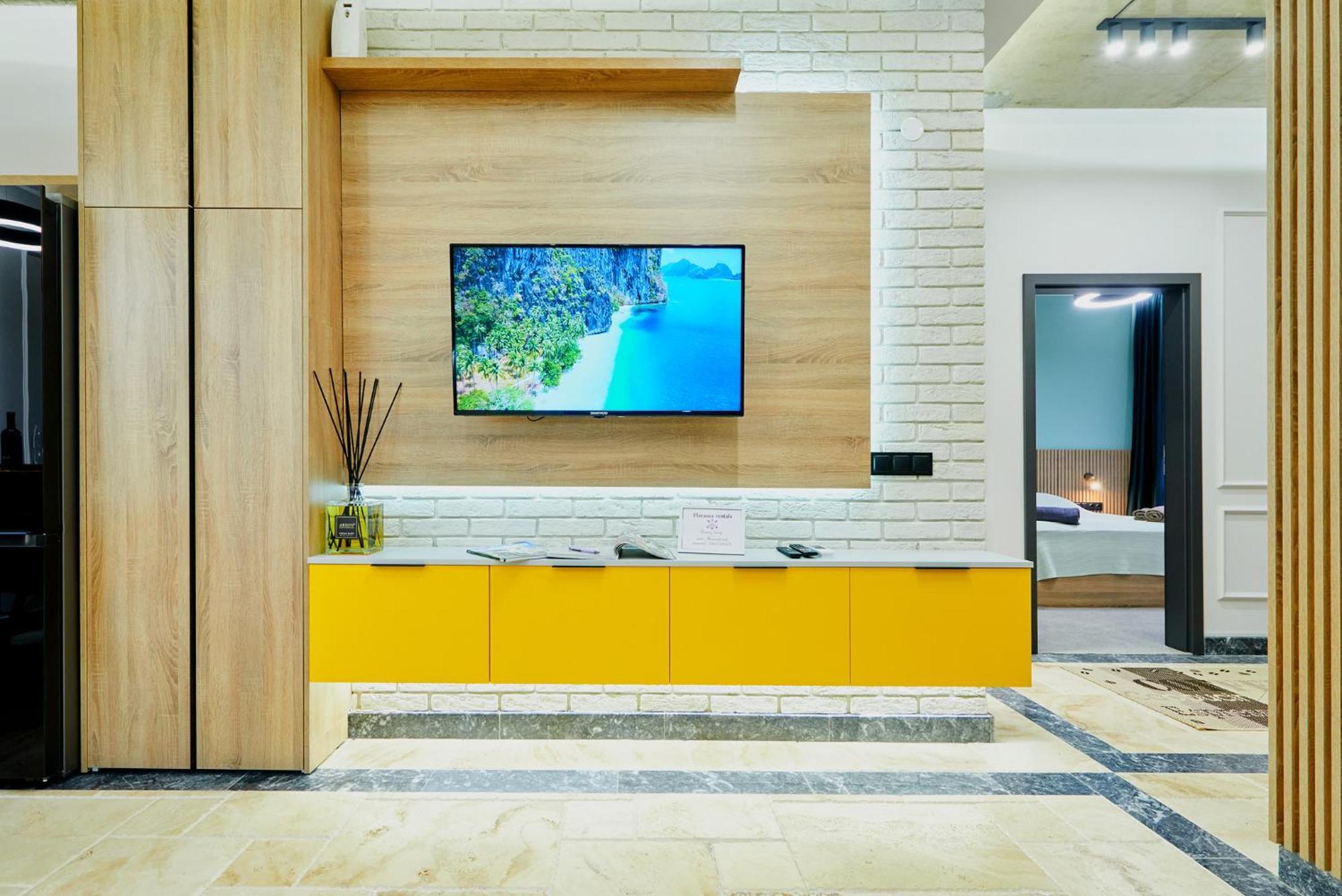 Florance Rentals Luxury Apartments In Burgas Bagian luar foto