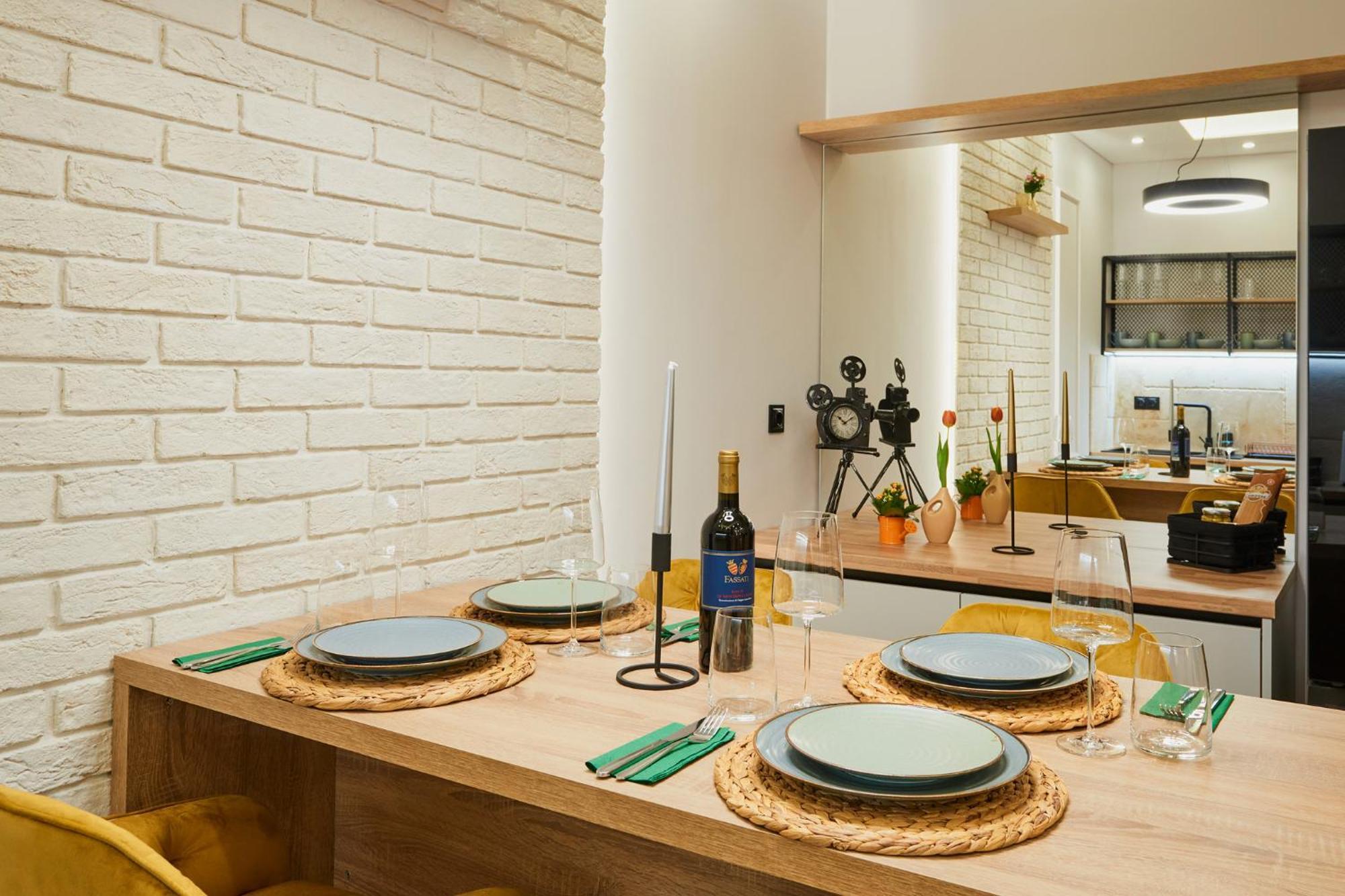Florance Rentals Luxury Apartments In Burgas Bagian luar foto