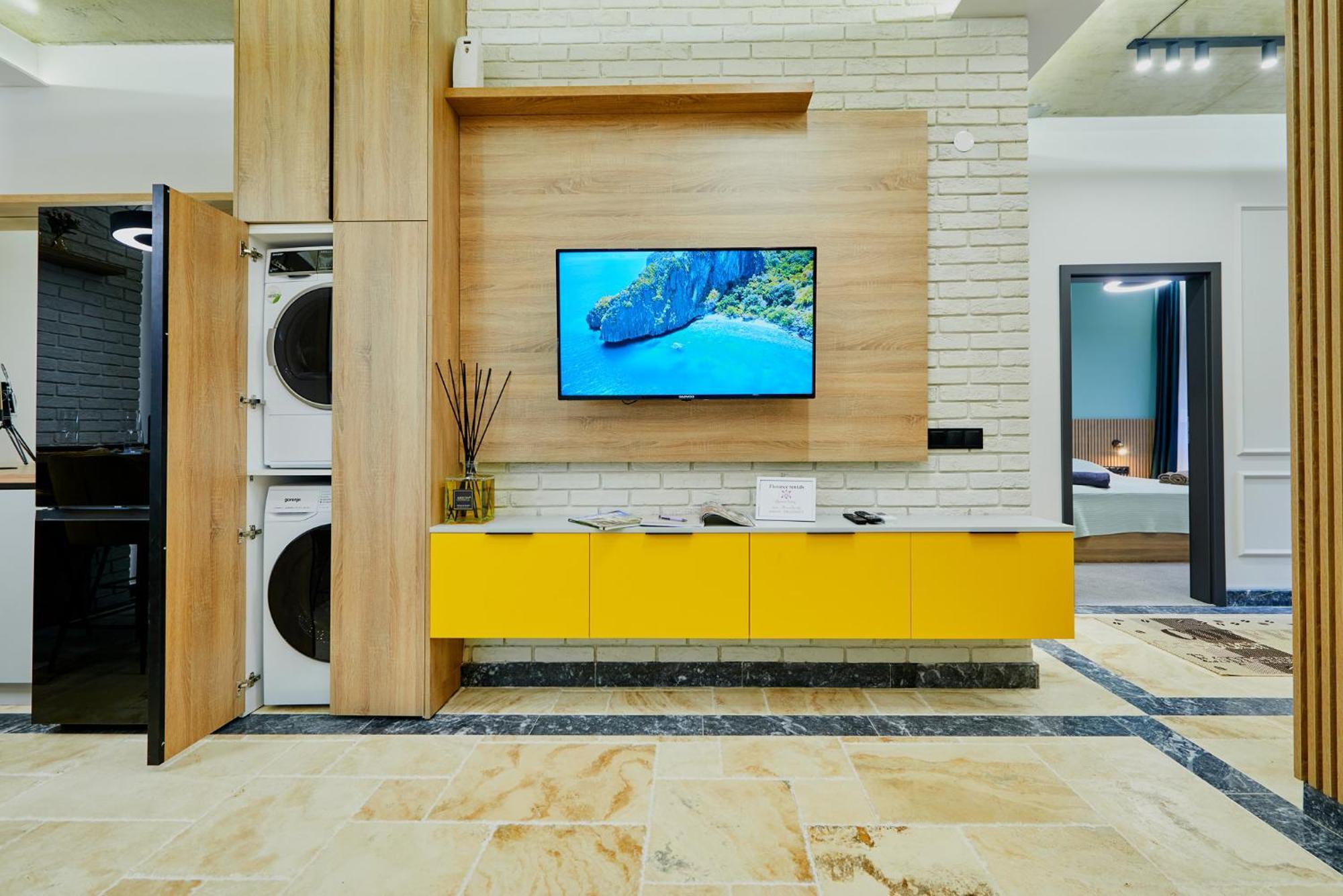 Florance Rentals Luxury Apartments In Burgas Bagian luar foto