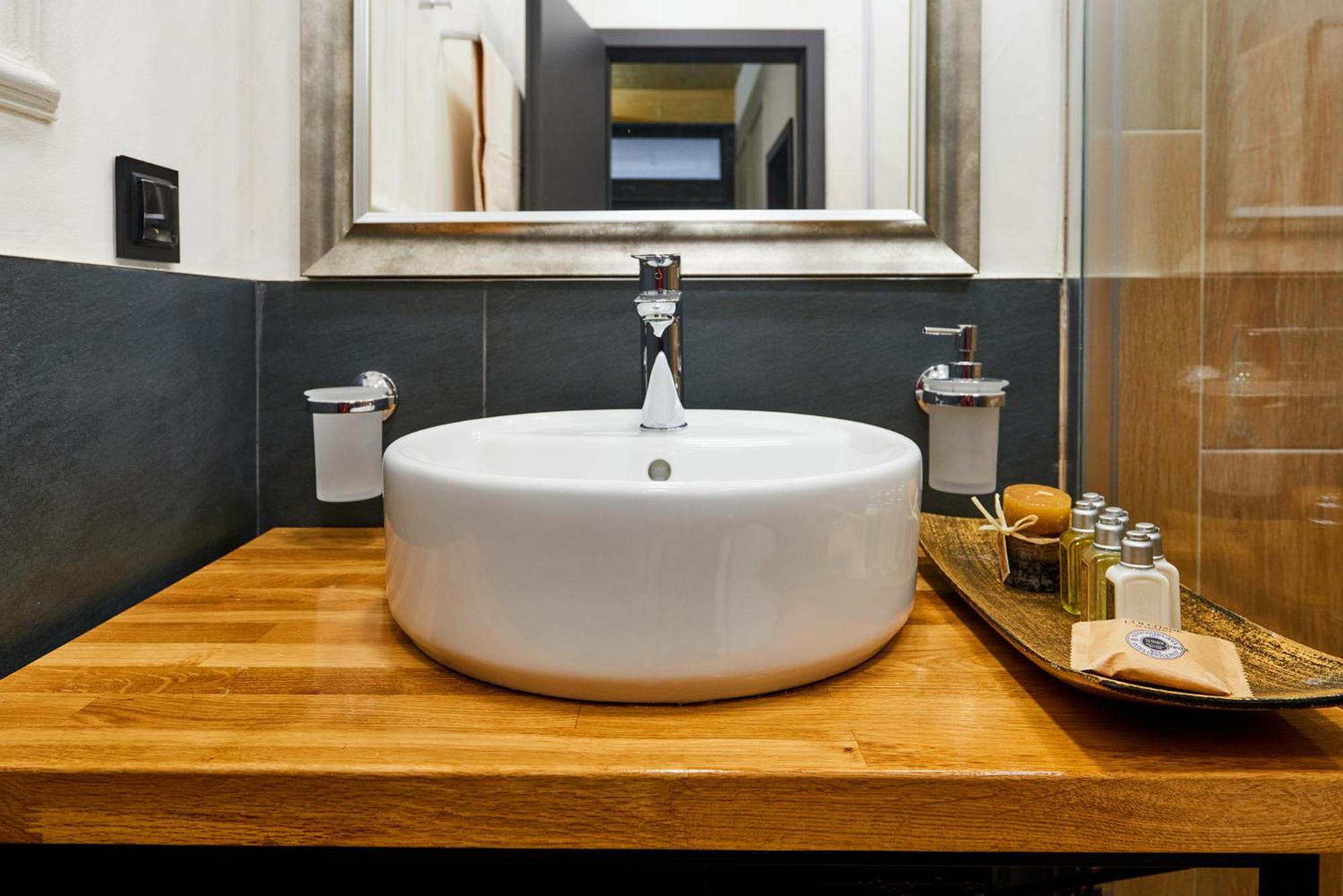 Florance Rentals Luxury Apartments In Burgas Bagian luar foto