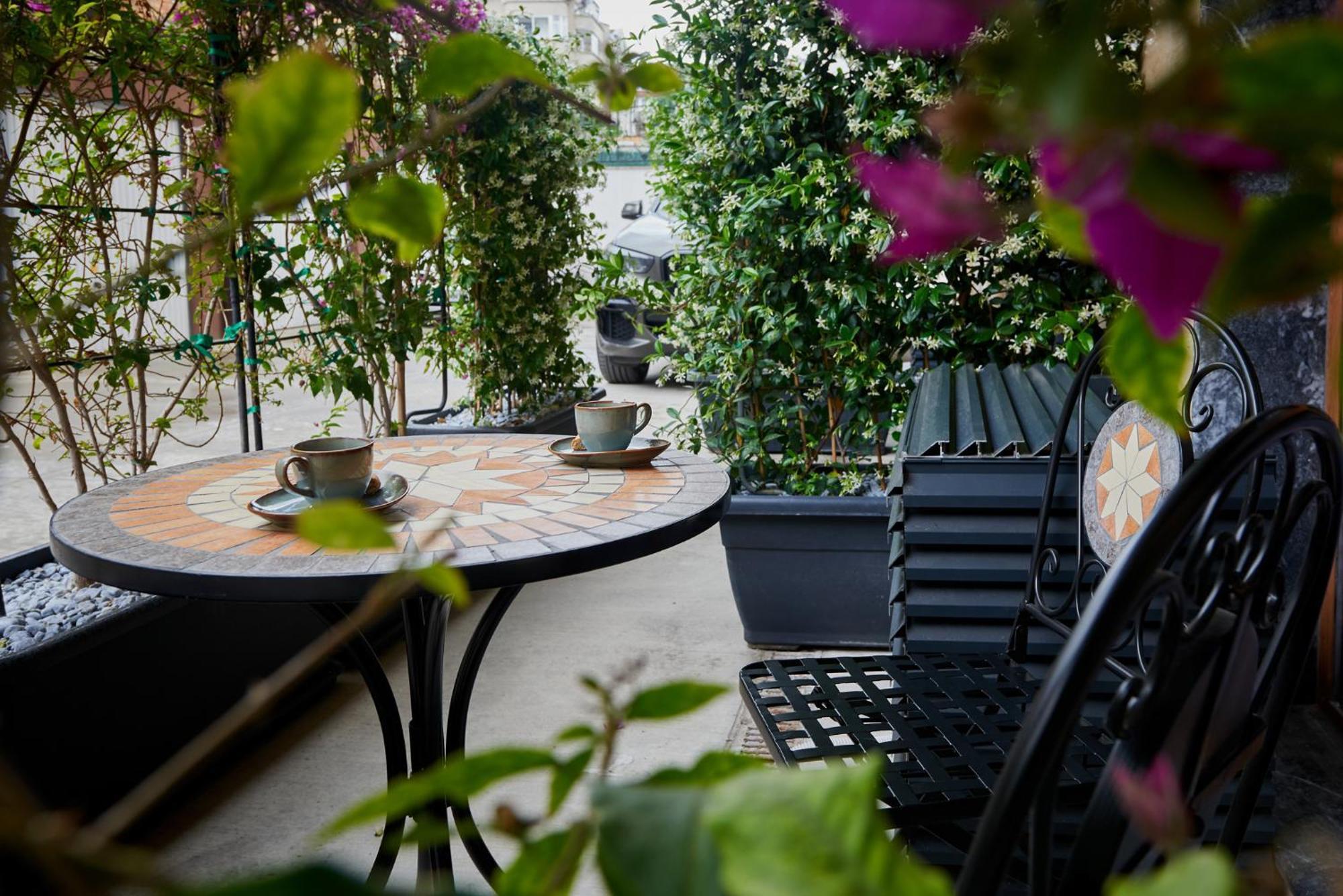 Florance Rentals Luxury Apartments In Burgas Bagian luar foto