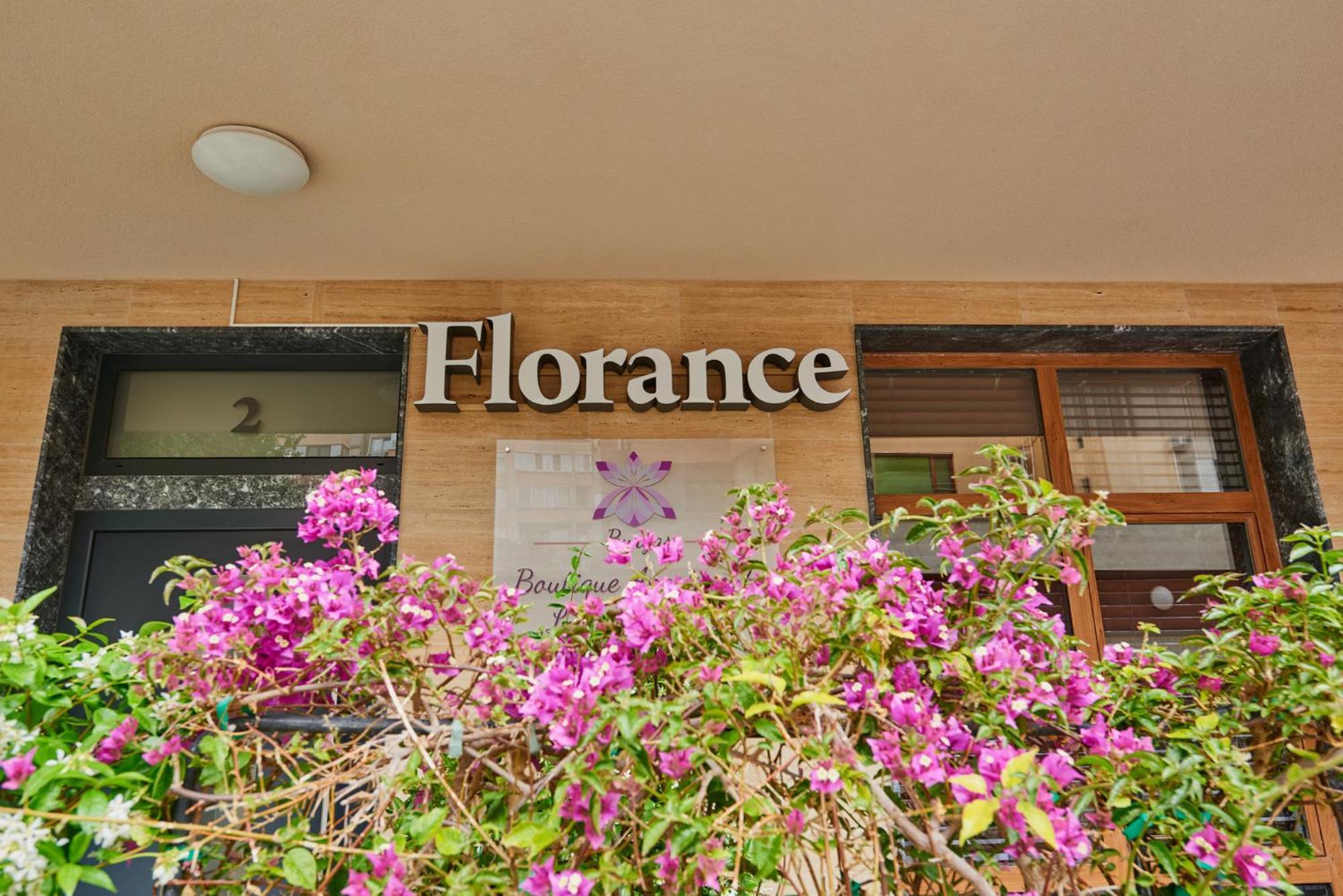 Florance Rentals Luxury Apartments In Burgas Bagian luar foto